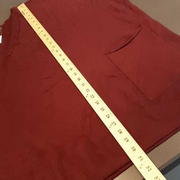 Versona Maroon Vee Neck Sweater with Pockets - Picture 7 of 9